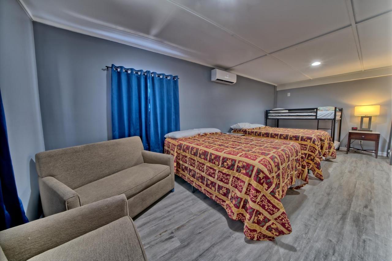 Aqua View Motel Lower Grand Lagoon Extérieur photo