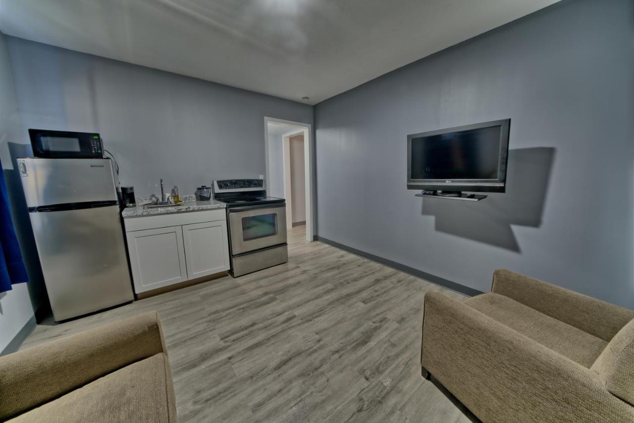Aqua View Motel Lower Grand Lagoon Extérieur photo