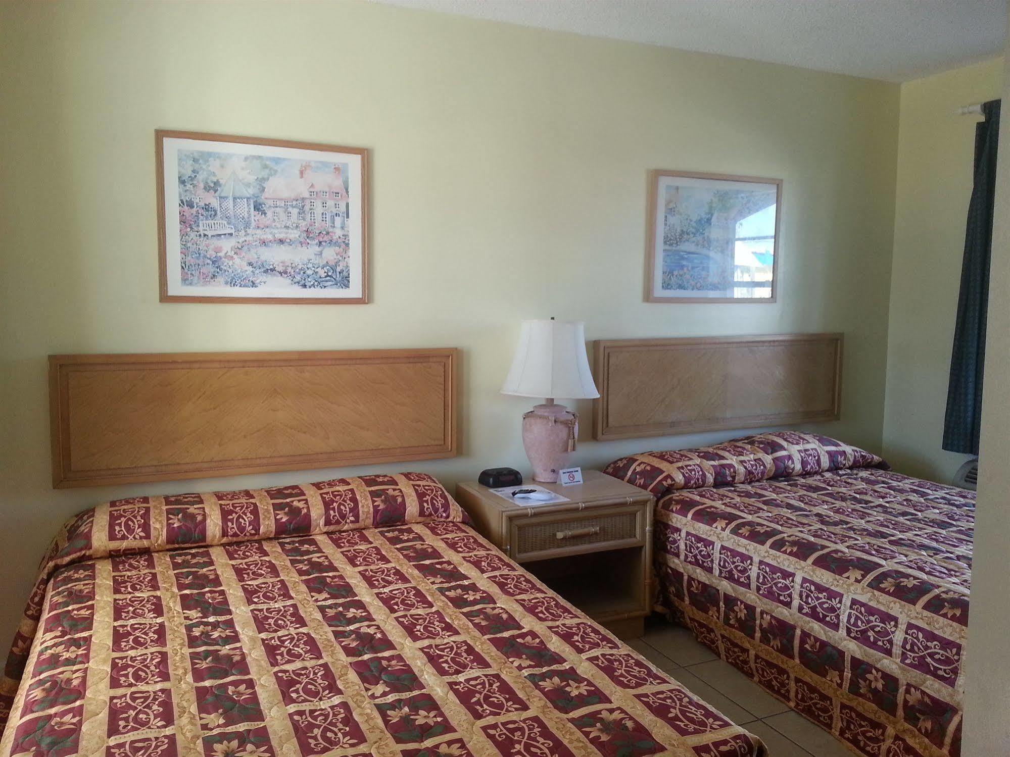 Aqua View Motel Lower Grand Lagoon Extérieur photo