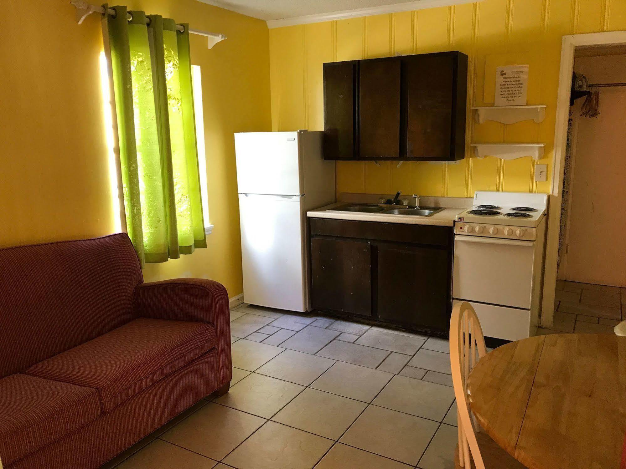 Aqua View Motel Lower Grand Lagoon Extérieur photo
