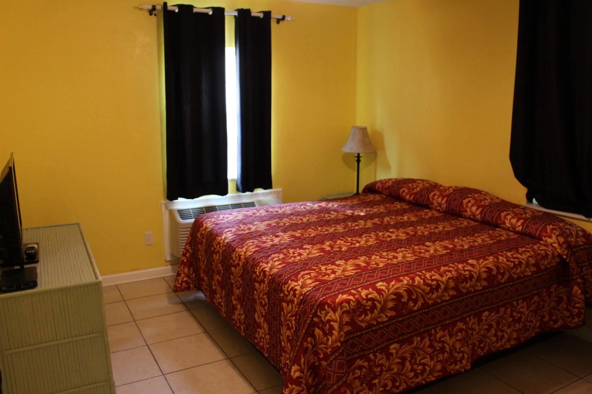 Aqua View Motel Lower Grand Lagoon Extérieur photo